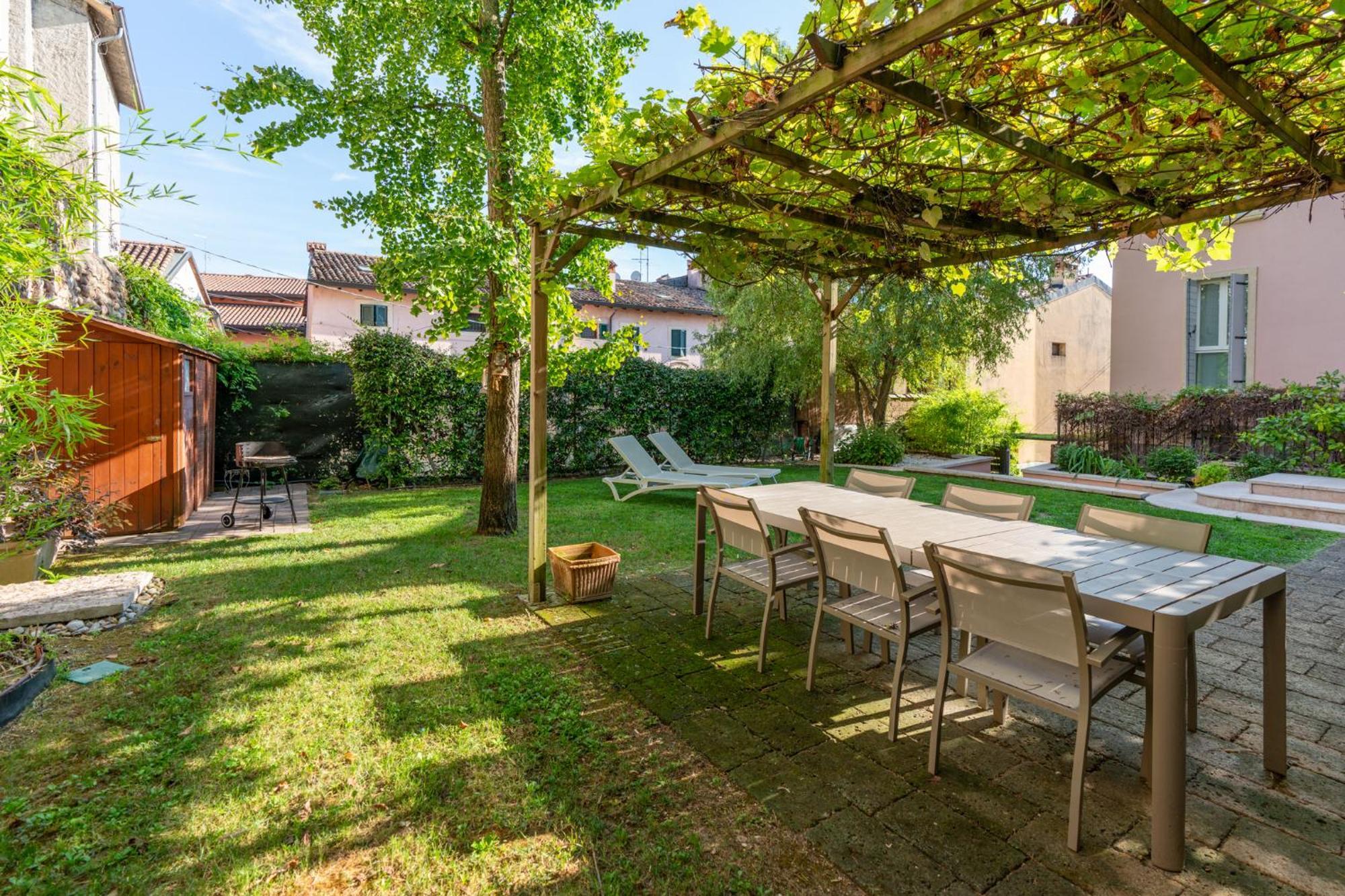 Corte Angelini By Postcardsfrom Castelnuovo del Garda Dış mekan fotoğraf